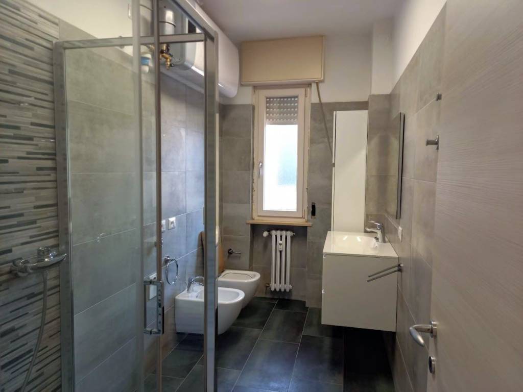 intera palazzina in vendita a Verona in zona Golosine