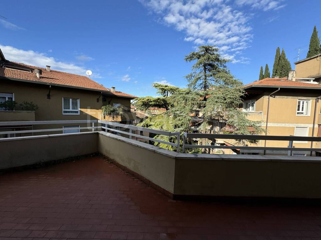 appartamento in vendita a Verona in zona Borgo Trento