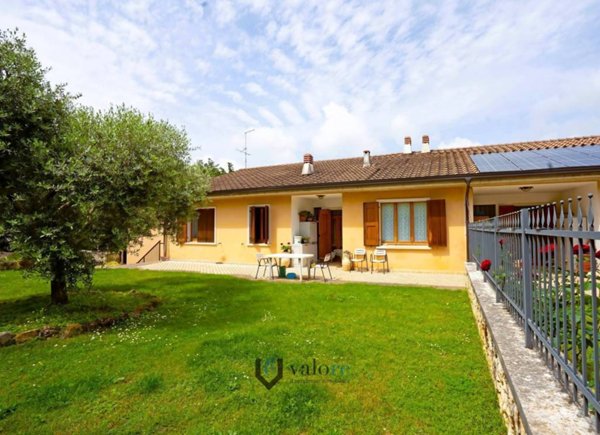 casa indipendente in vendita a Verona