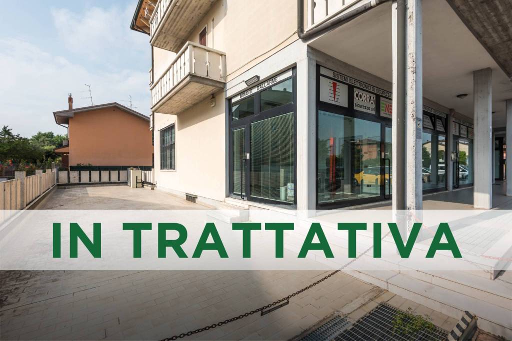 negozio in vendita a Verona in zona Cadidavid