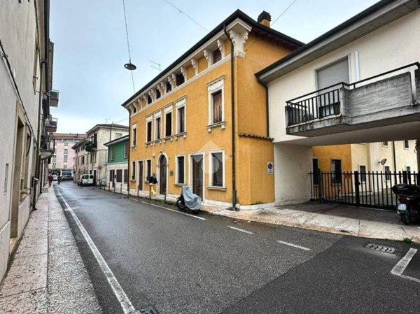 appartamento in vendita a Verona in zona San Michele Extra