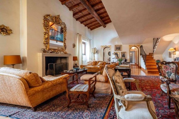 appartamento in vendita a Verona in zona Centro Storico