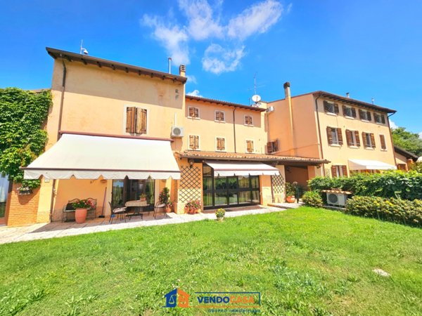 casa indipendente in vendita a Verona in zona Avesa
