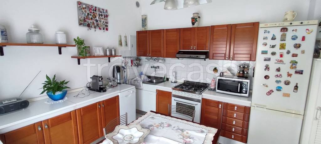 appartamento in vendita a Verona in zona Valdonega