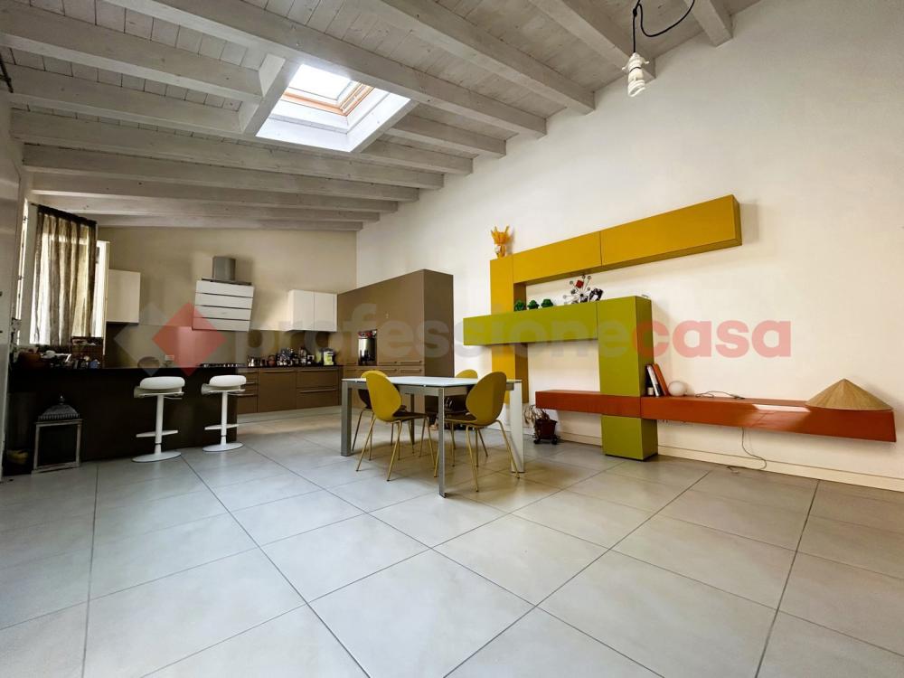 casa indipendente in vendita a Verona in zona Borgo Trento