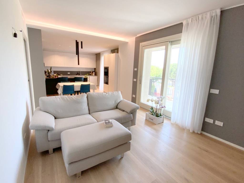 appartamento in vendita a Verona in zona Parona di Valpolicella
