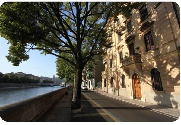 appartamento in vendita a Verona in zona Veronetta