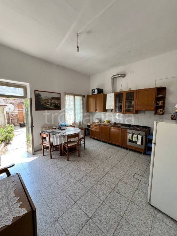 casa indipendente in vendita a Verona in zona San Michele Extra