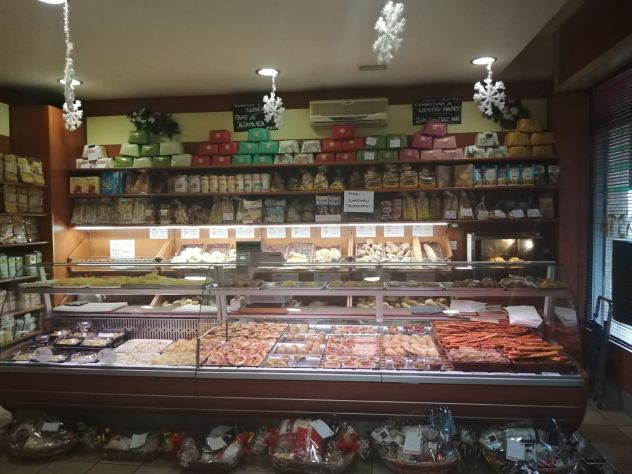 negozio in vendita a Verona in zona Borgo Milano