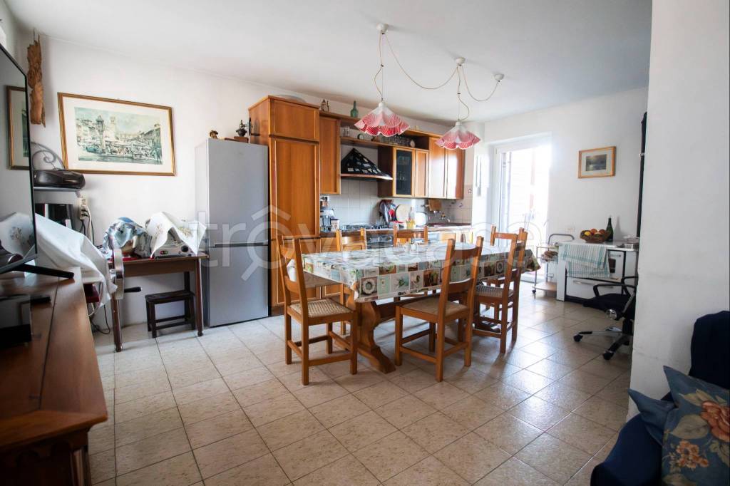 casa indipendente in vendita a Verona in zona San Michele Extra