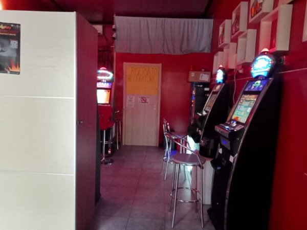 negozio in vendita a Verona in zona Borgo Milano