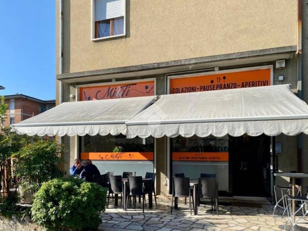 negozio in vendita a Verona in zona Borgo Milano