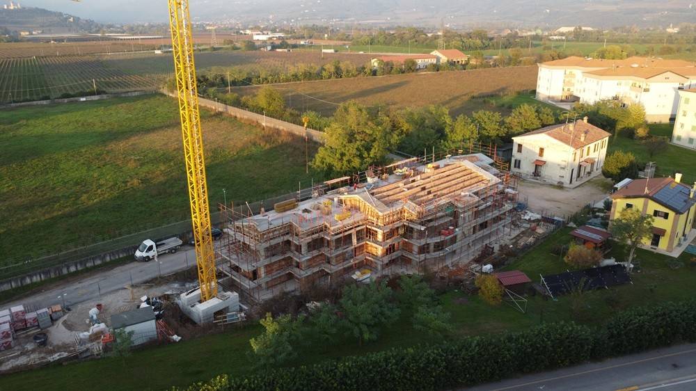 casa indipendente in vendita a Verona in zona San Michele Extra