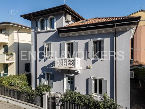 casa indipendente in vendita a Verona in zona Borgo Milano