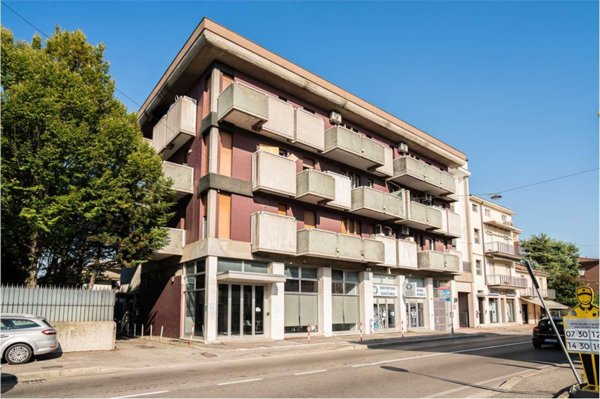 appartamento in vendita a Verona in zona Borgo Roma