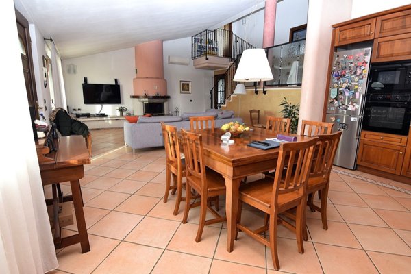 casa indipendente in vendita a Verona in zona Chievo