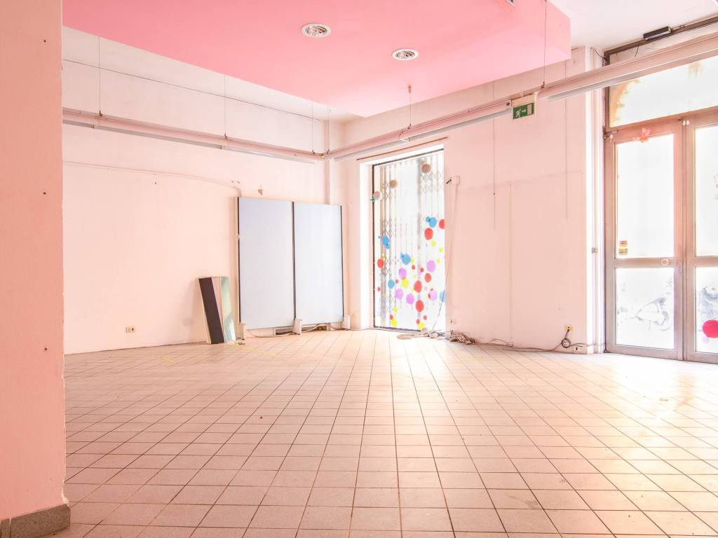 negozio in vendita a Verona in zona Centro Storico