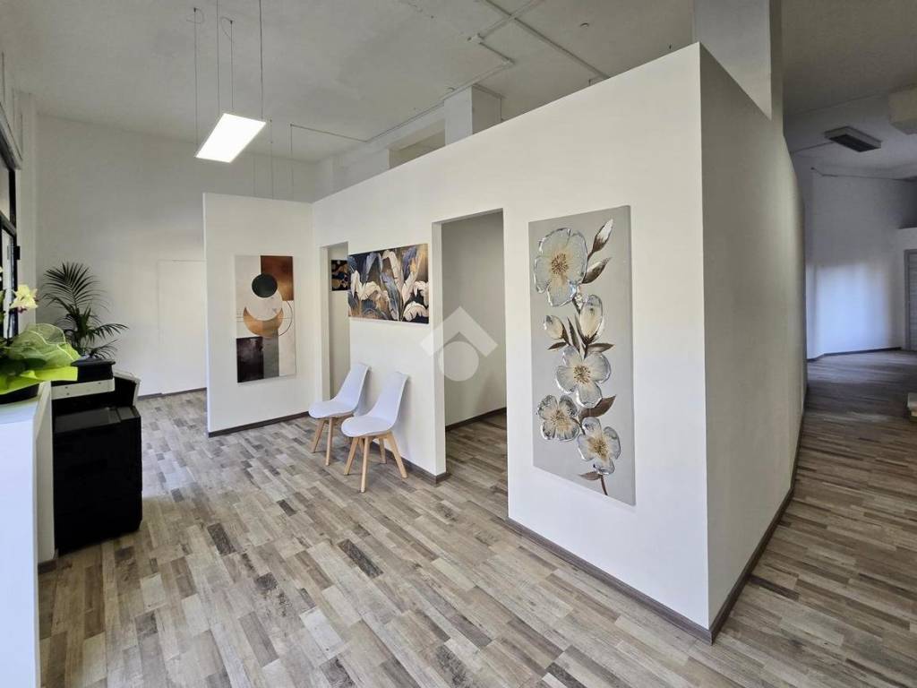 negozio in vendita a Verona