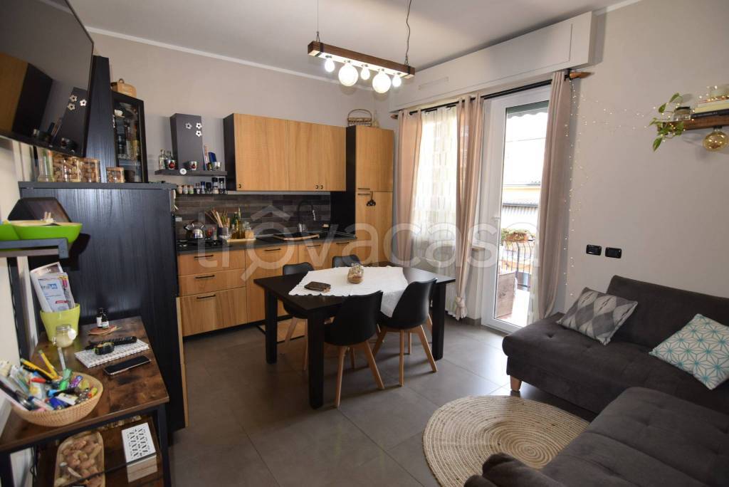 appartamento in vendita a Verona in zona Golosine