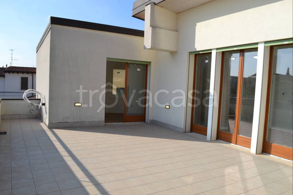 appartamento in vendita a Verona in zona Veronetta