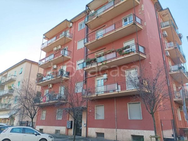 appartamento in vendita a Verona in zona Borgo Roma