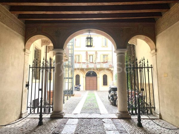 appartamento in vendita a Verona in zona Centro Storico