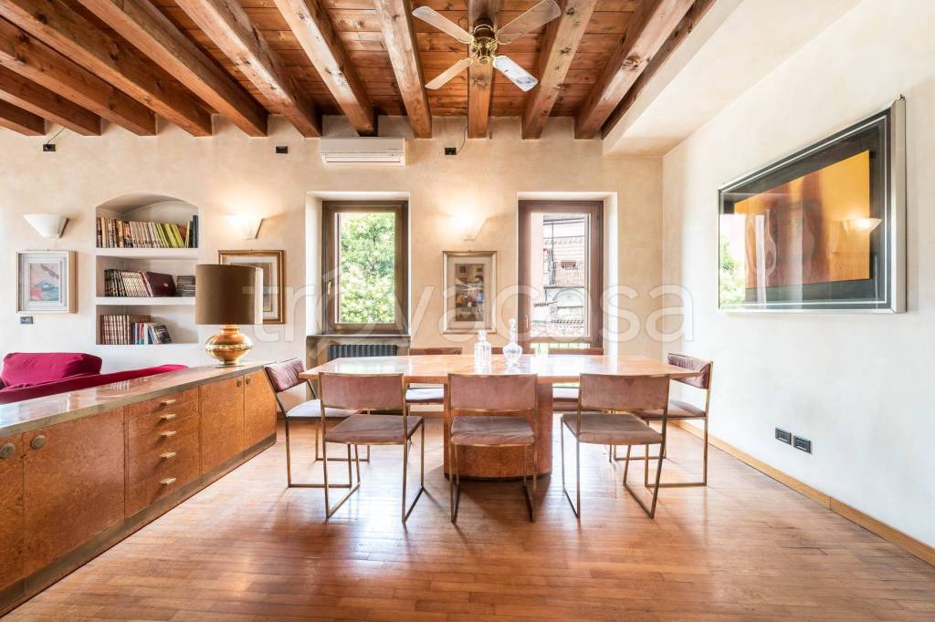 casa indipendente in vendita a Verona in zona Veronetta