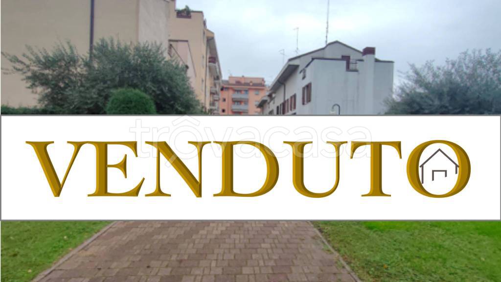 appartamento in vendita a Verona in zona Borgo Roma