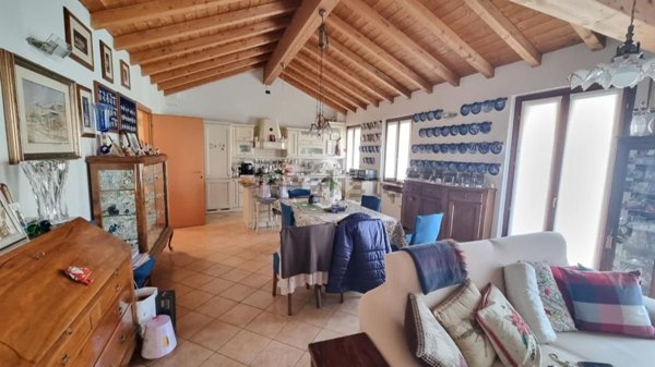 appartamento in vendita a Verona in zona San Massimo all'Adige