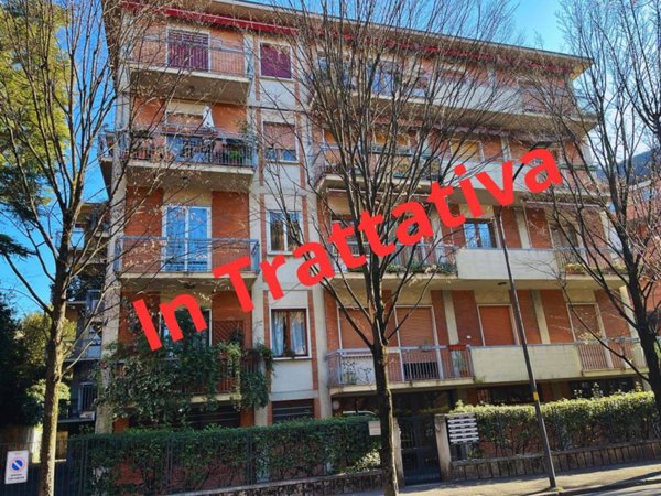 appartamento in vendita a Verona in zona Valdonega
