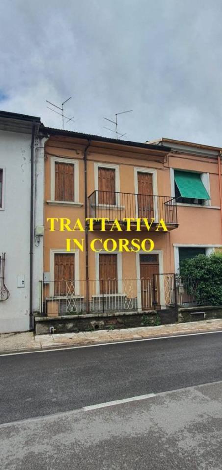 casa indipendente in vendita a Verona in zona San Michele