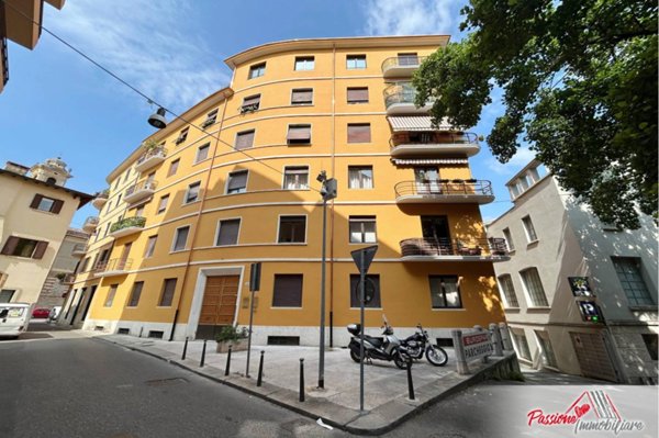 appartamento in vendita a Verona in zona Cittadella