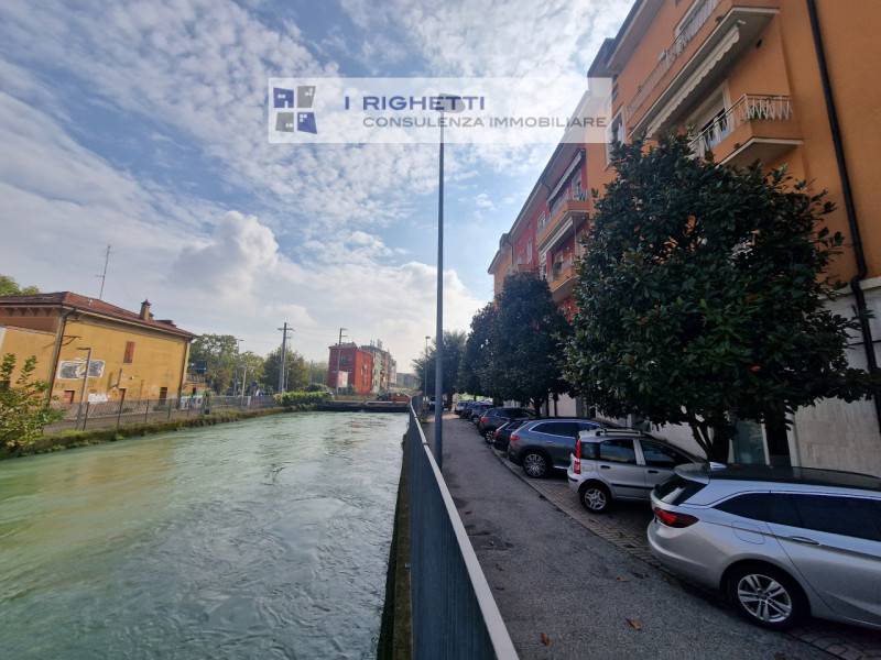 ufficio in vendita a Verona in zona Borgo Milano