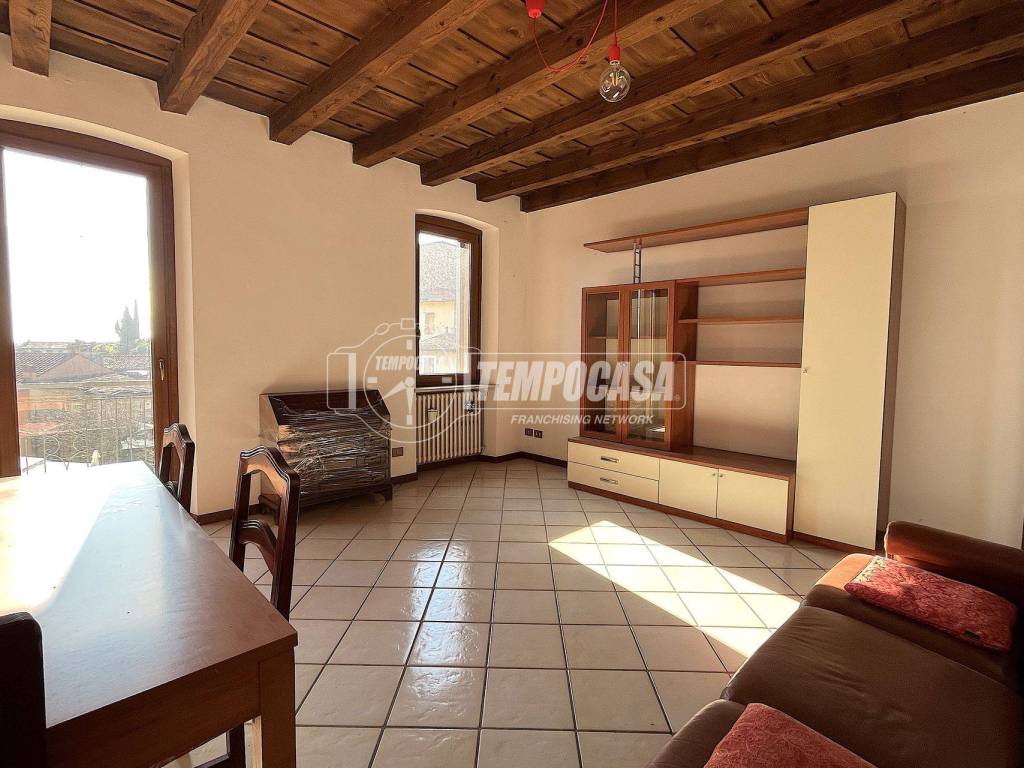 appartamento in vendita a Verona in zona Centro Storico