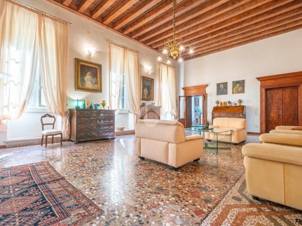 appartamento in vendita a Verona