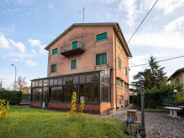 casa indipendente in vendita a Verona in zona San Massimo all'Adige