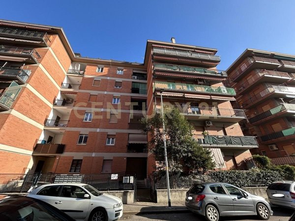 appartamento in vendita a Verona in zona Santa Lucia