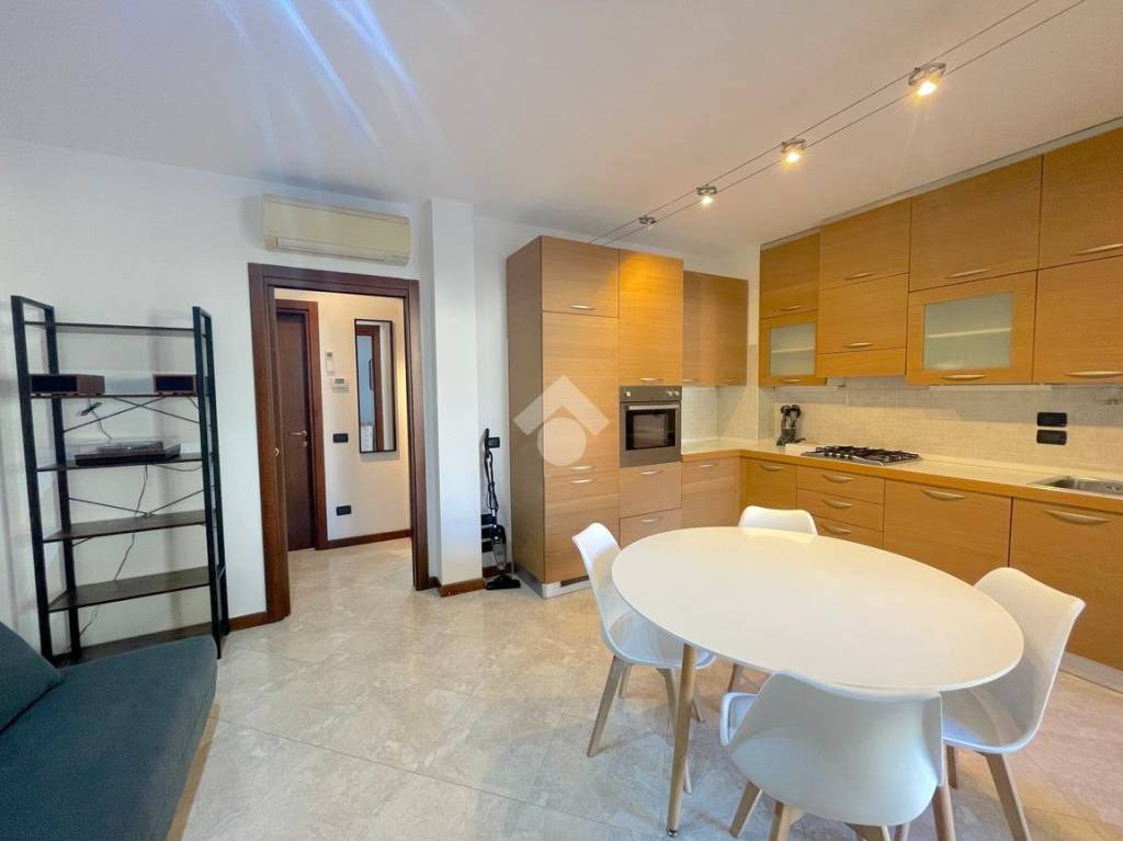 appartamento in vendita a Verona in zona Borgo Roma