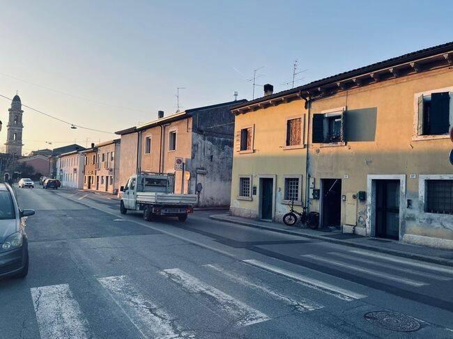 appartamento in vendita a Verona in zona Cadidavid