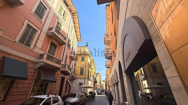appartamento in vendita a Verona in zona Centro Storico