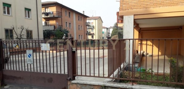 locale commerciale in vendita a Verona in zona Borgo Venezia / Borgo Trieste