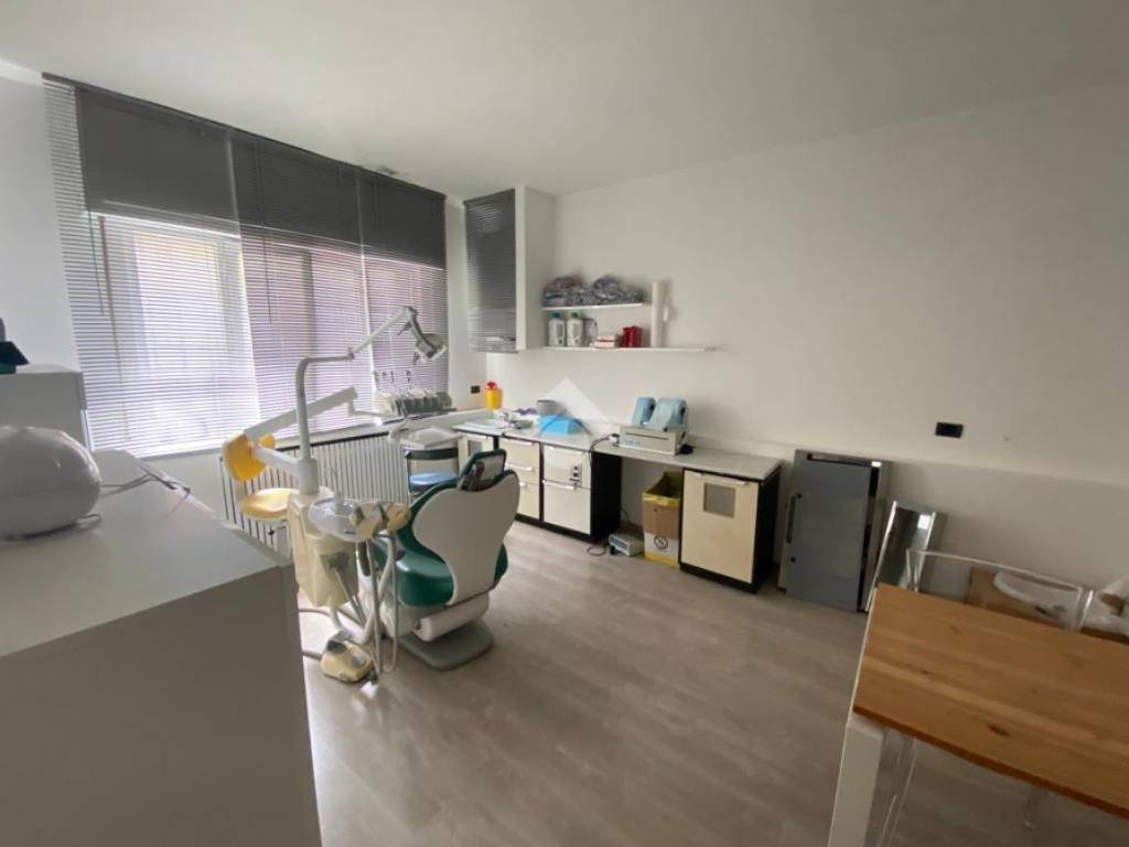 ufficio in vendita a Verona in zona Porto Crencano