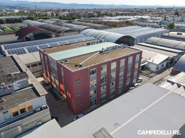 ufficio in vendita a Verona in zona Golosine
