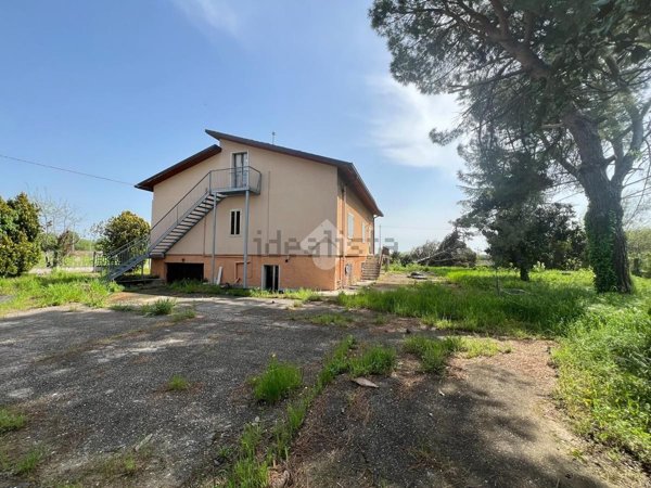 casa indipendente in vendita a Verona