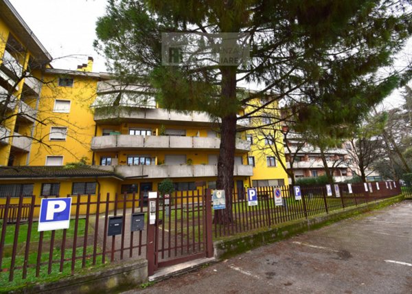 ufficio in vendita a Verona in zona Borgo Milano