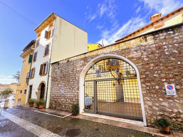 appartamento in vendita a Verona in zona Veronetta