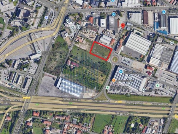 negozio in vendita a Verona in zona Santa Lucia