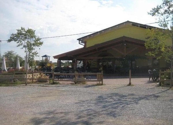negozio in vendita a Verona in zona San Zeno