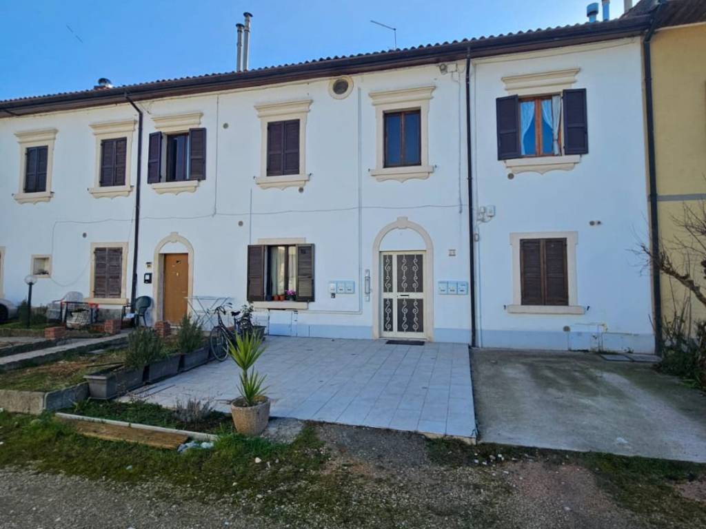 appartamento in vendita a Verona in zona San Pancrazio