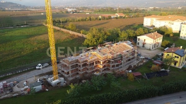 casa indipendente in vendita a Verona in zona San Michele
